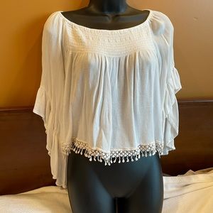Women’s cute white ruffle sleeve crop top western